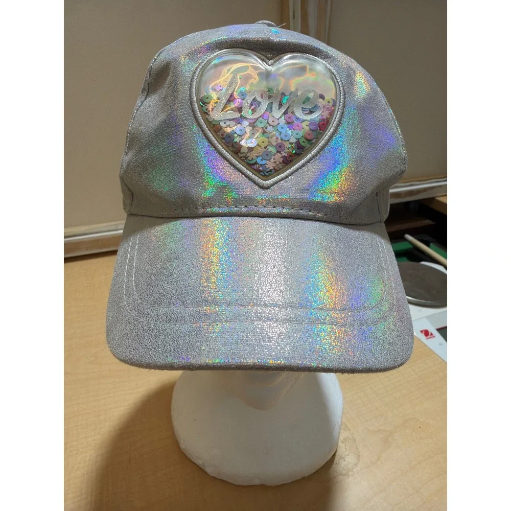 Childrens Place Girls Silver Holographic Love Heart Sequin Shaker Hat S/M 4-7